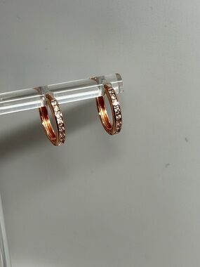 925 Sterling Silver electro filleRose Gold with Mojssanite diamond- For Sale!